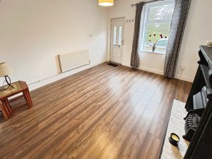 Lounge- click for photo gallery